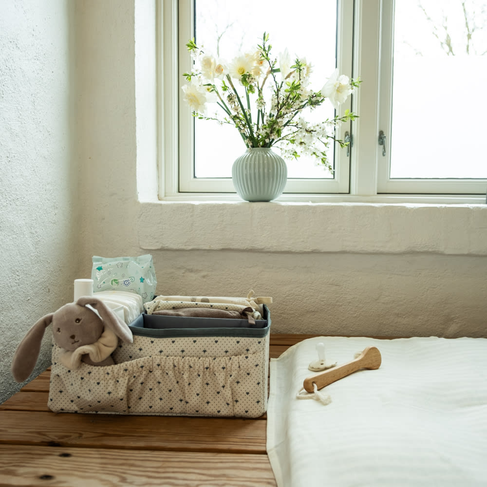 That's Mine Lily pusleopbevaringskasse - Lots of love sky - 100% Recycled polyester Buy Amning & pusletid||Pusle||Alle||Favoritter||personale||Lots of love||Pusleopbevaringskasser||Forår og sommer 2025||Efterår & vinter 2025||alt minus sløjfe||NOOS||AW25 NOOS||mette-sale here.