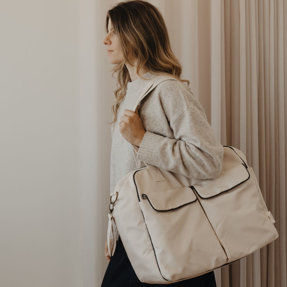 That's Mine Collab nursing bag - French Oak - Outer: 100% Recycled polyesterLining: 100% Polyester Buy Amning & pusletid||Pusle||Pusletasker||Alle||personale||alt minus sløjfe||That's Mine x Élhée||mette-sale here.