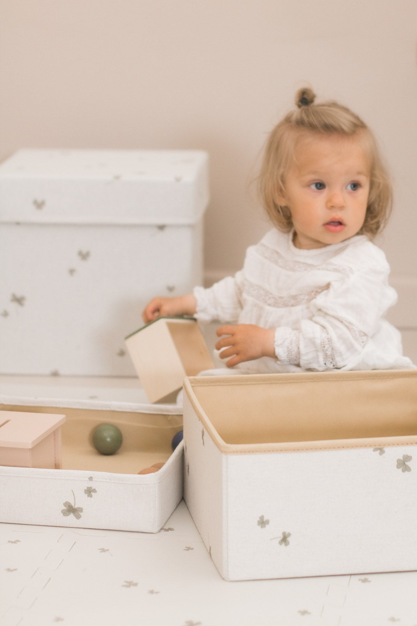 That's Mine Opbevaringskasse - Clover meadow - 100% Cardboard Buy Bolig & udstyr||Børneværelset||Opbevaring||Summer Sale||Alle||LIVESHOPPING D.2/5||Udsalg - bolig||alt minus sløjfe||mette-sale here.