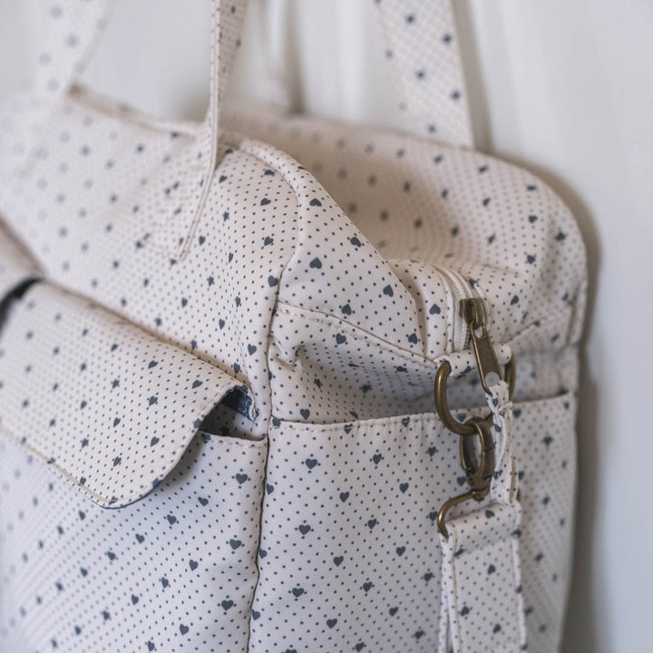 That's Mine Benne pusletaske - Lots of love sky - Outer: 100% Recycled polyester Lining: 100% Polyester Buy Amning & pusletid||Pusle||Pusletasker||Alle||Favoritter||personale||Lots of love||alt minus sløjfe||NOOS||Olivia Salo - pusletaske edition||Del dine øjeblikke||Rejseklar||mette-sale here.