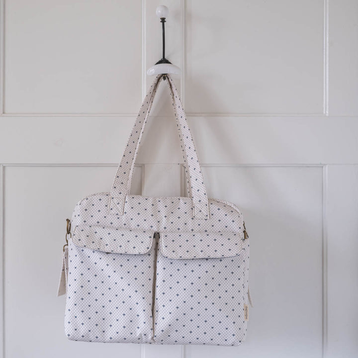 That's Mine Benne pusletaske - Lots of love sky - Outer: 100% Recycled polyester Lining: 100% Polyester Buy Amning & pusletid||Pusle||Pusletasker||Alle||Favoritter||personale||Lots of love||alt minus sløjfe||NOOS||Olivia Salo - pusletaske edition||Del dine øjeblikke||Rejseklar||mette-sale here.