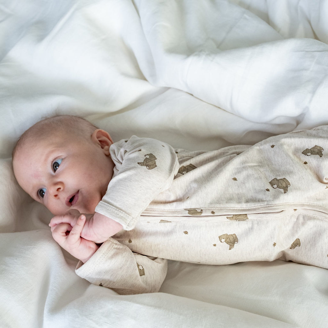 That's Mine Mathie onesie - Bees and bears - 95% Organic cotton / 5% Elastane Buy Tøj||Overdele||Onesies||Alle||Favoritter||personale||Bees and bears||Newborn essentials||Influencer choice||alt minus sløjfe||NOOS||mette-sale||bf-jersey-bundle here.