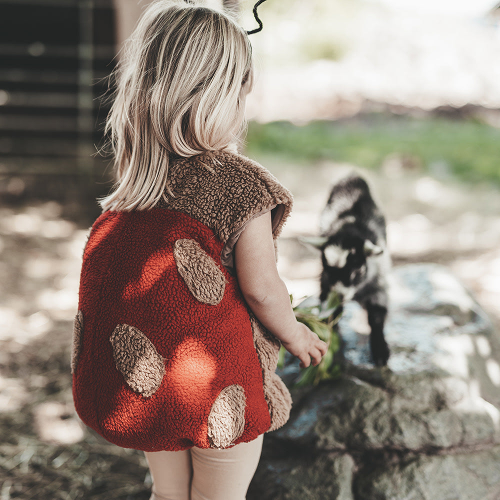That's Mine Flora mariehøne kostume - Fossil - Shell: 100% Polyester / Lining: 100% Cotton / Padding: 100% Polyester Buy Legetid||Kostumer||Udsalg||Alle||Favoritter||Influencer choice||Gaver over 500 kr.||Udsalg - Legetid||alt minus sløjfe||NOOS||mette-sale here.