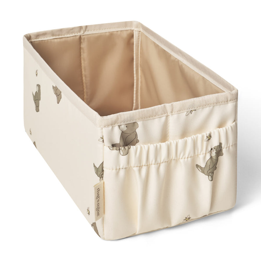 That's Mine Lucy pusleopbevaringskasse - Bees and bears - 100% recycled polyester Buy Amning & pusletid||Pusle||Favoritter||personale||Bees and bears||Pusleopbevaringskasser||NOOS here.