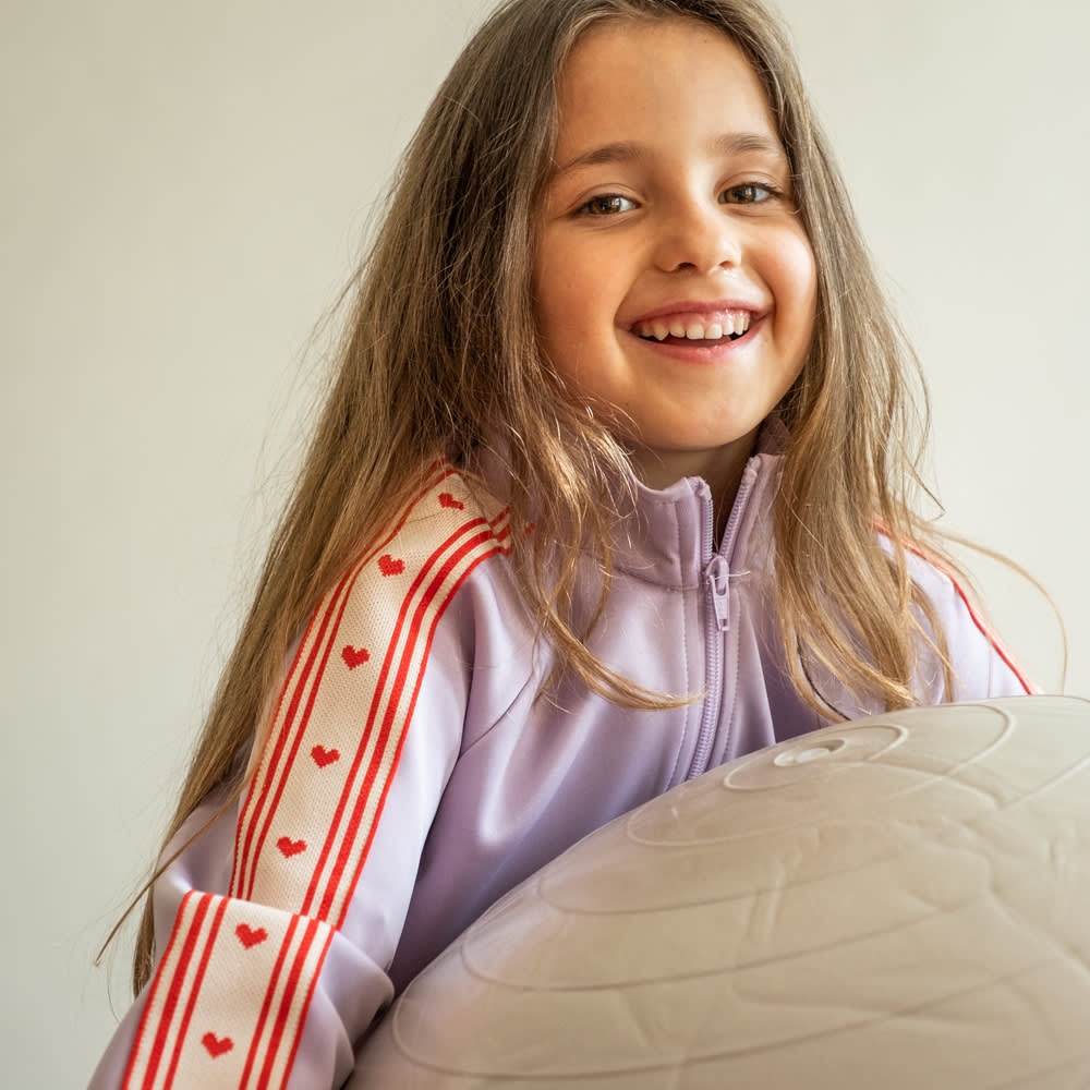 That's Mine Andrea sweatshirt - Sweet purple - 49% polyester / 46% rayon / 6% spandex Buy Overdele||Sweatshirts||personale||Sweatsæt||Forår 2026 here.