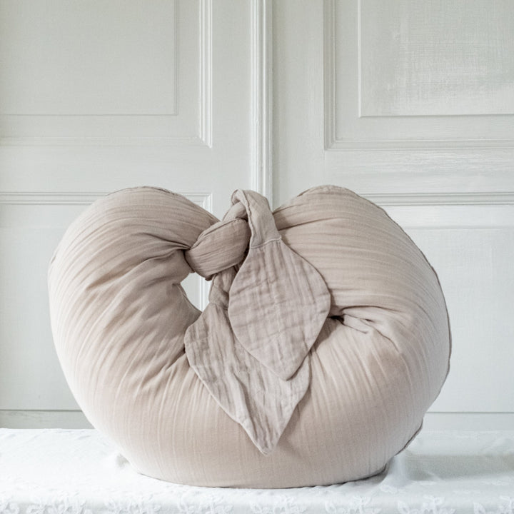 That's Mine Ammepude - Feather grey - 45% Organic cotton / 55% Thermo balls Buy Amning & pusletid||Pusle||Favoritter||Amning||personale||Newborn essentials||Influencer choice||Amning||NOOS||Del dine øjeblikke here.