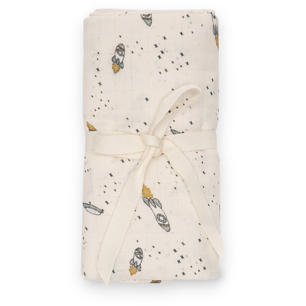 That's Mine Jana muslin swaddle - Etoile rocket - 100% Organic cotton Buy Amning & pusletid||Pusle||Babysvøb||Nyheder||Forår & sommer '24||Etoile rocket||Basics til de små||Liveshopping d. 11/6 here.